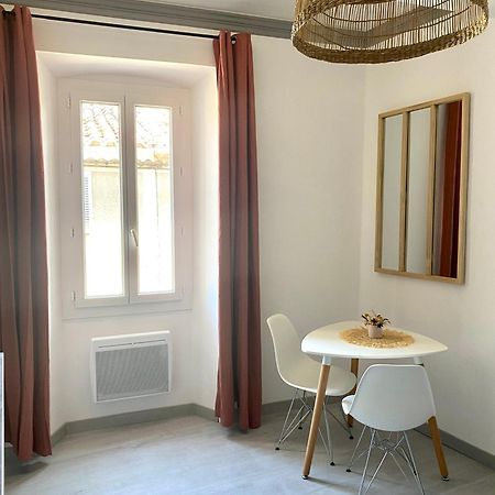 Le Studio En Provence Saint Didier  Exterior foto